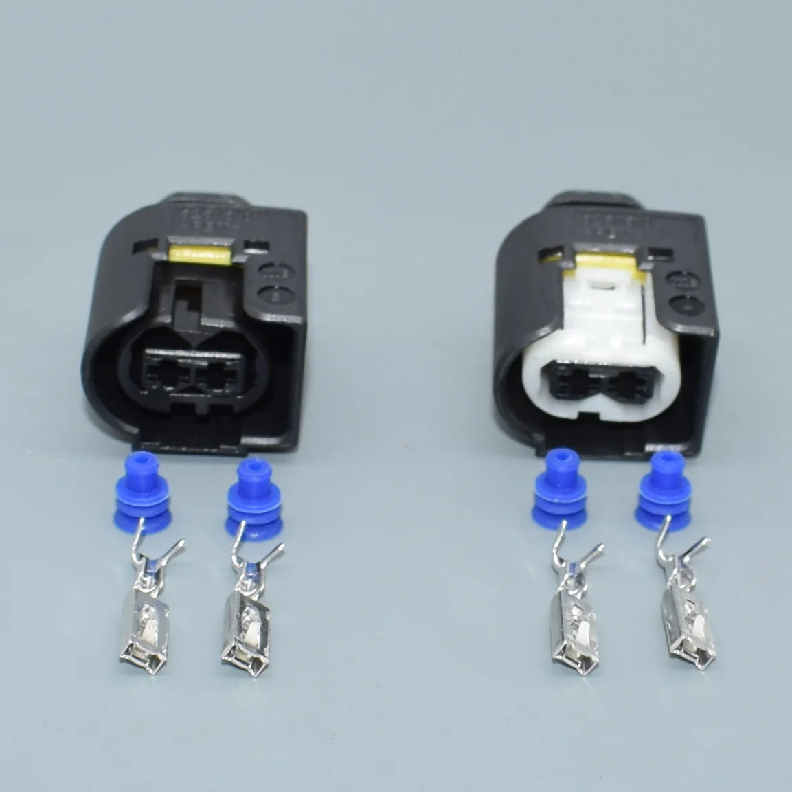 shhworldsea 2 Pin Ignition Coil pump plug Crankshaft Position Sensor Auto  connector 1685452928 1685453028 09441212 A1685452928