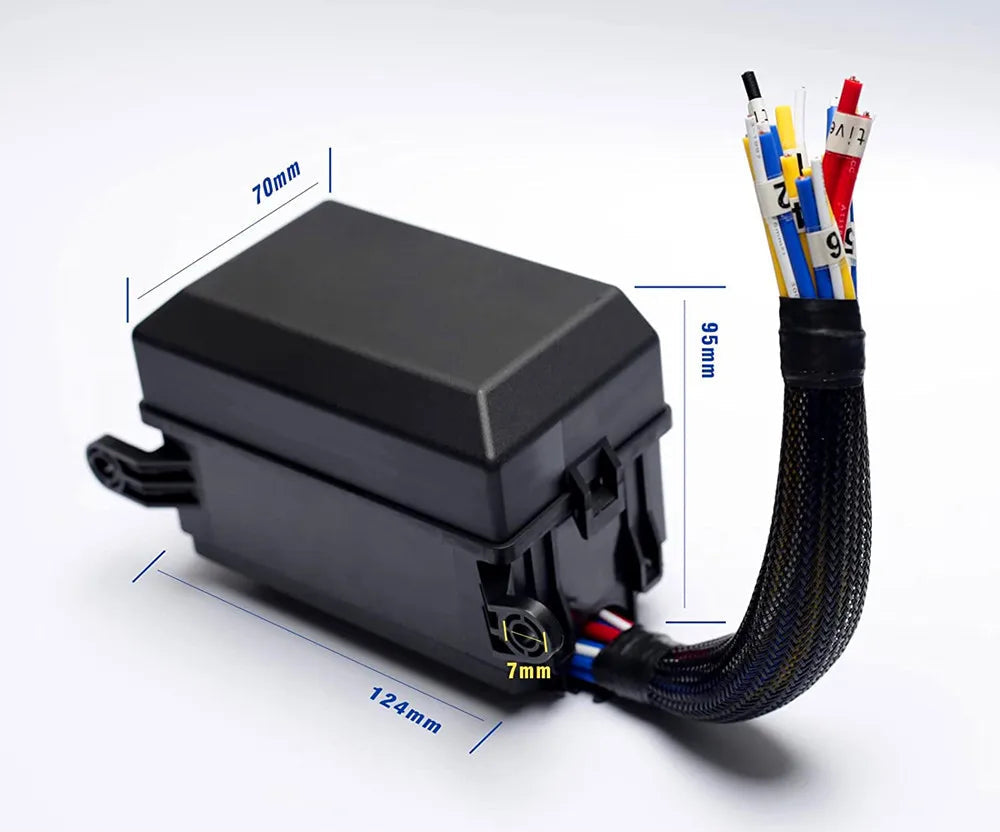 Dimensions du boîtier porte-relais et fusibles universel 12V avec faisceau pré-câblé