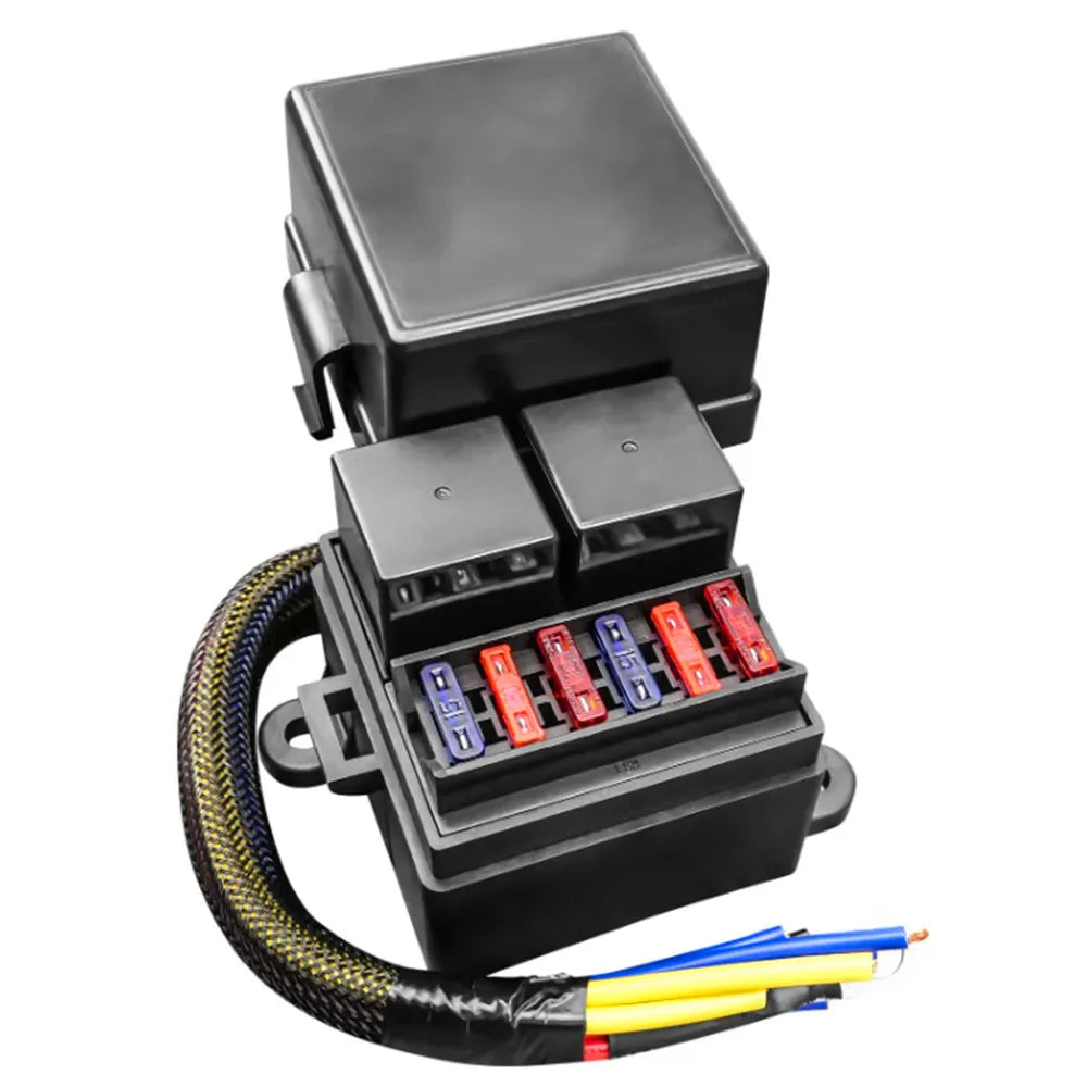 Vue arrière du boîtier porte-relais et fusibles universel 12V avec faisceau pré-câblé