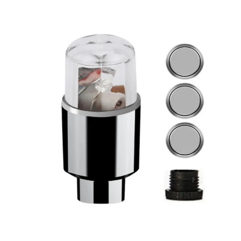 Bouchon de valve LED lumineux avec joints et pièces de montage présenté sur fond blanc