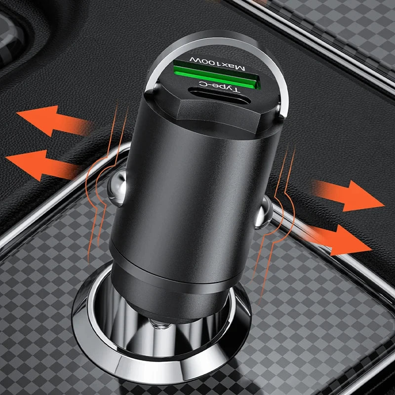 Chargeur voiture USB-C 100W mini monté avec aperçu de l’extraction et de l’installation