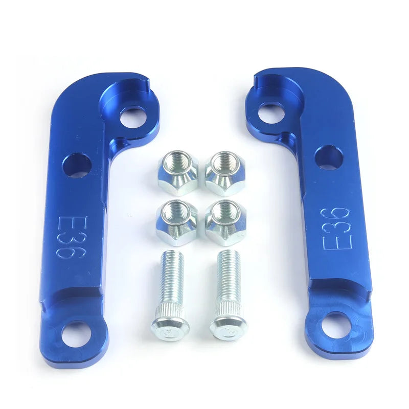 Kit drift d’augmentation d’angle BMW E36 M3 en finition bleue avec visserie