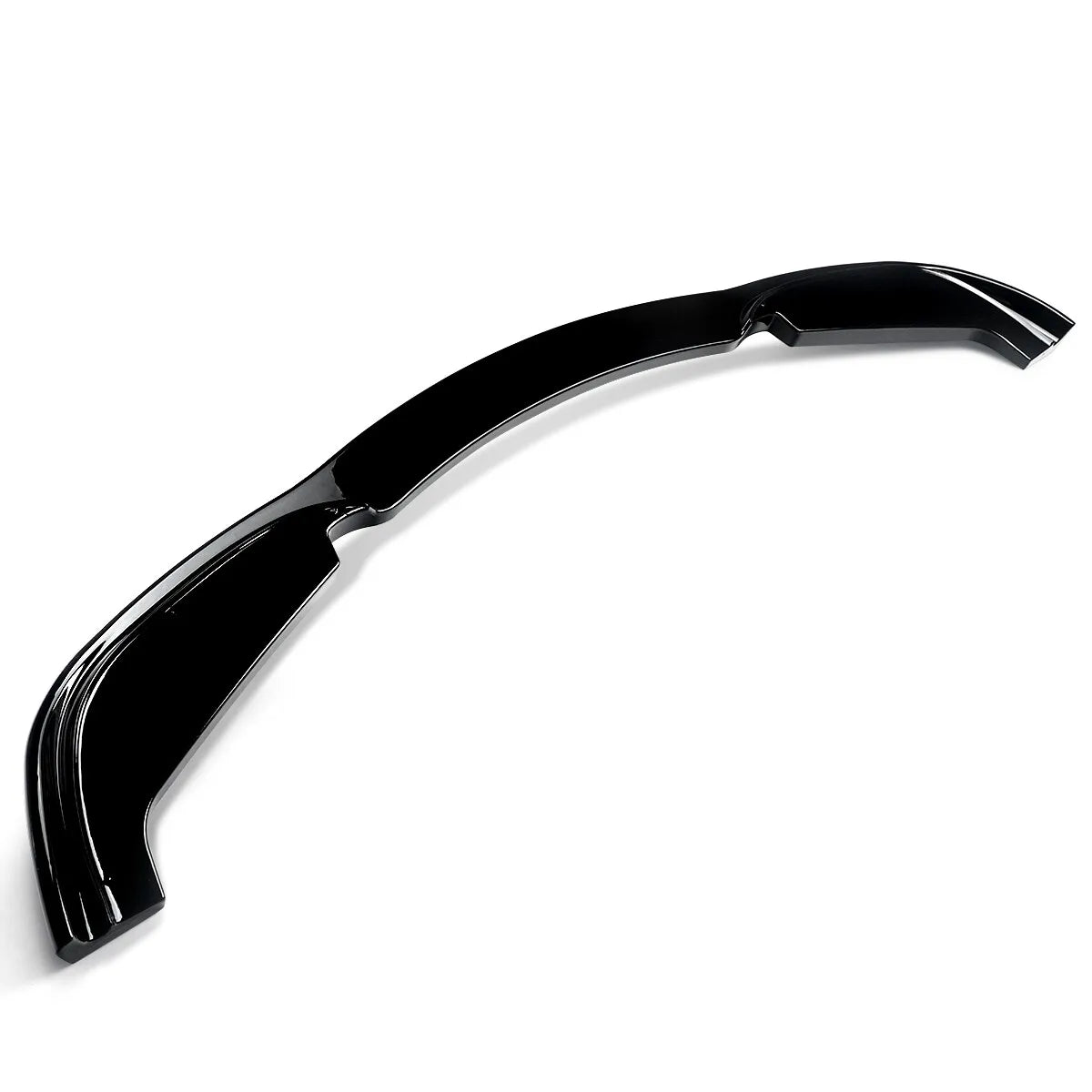 Lame de pare chocs avant BMW E46 4 portes look M3 en noir brillant vue sous un autre angle sur fond blanc