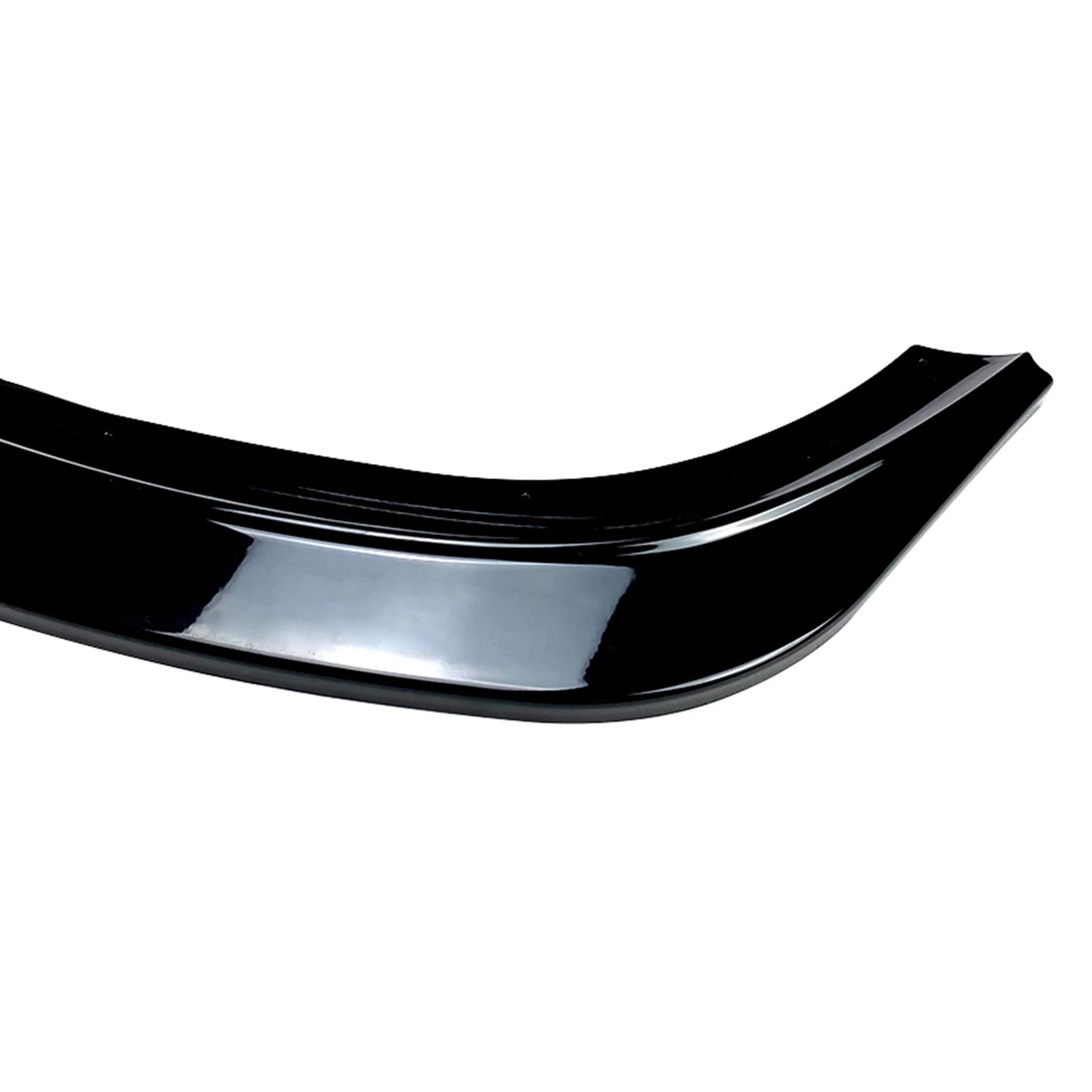 Détail de la lame de pare-chocs avant noir brillant pour BMW Série 1 F40 présenté sur fond blanc