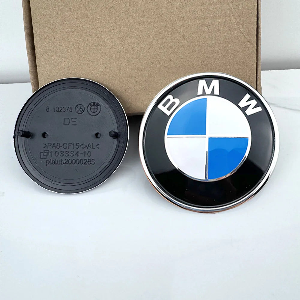Logo BMW avant 82 mm ou arrière 74 mm en finition bleu blanc avec vue arrière