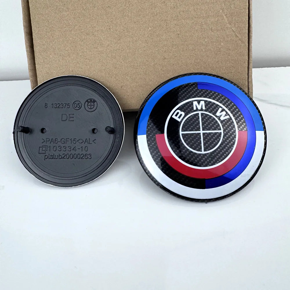 Logo BMW avant 82 mm ou arrière 74 mm en finition tricolore avec vue arrière