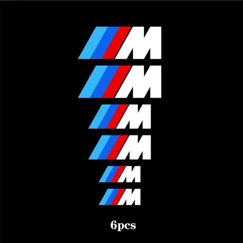 Lot de 6 stickers logo M pour étriers de frein BMW présenté sur fond blanc