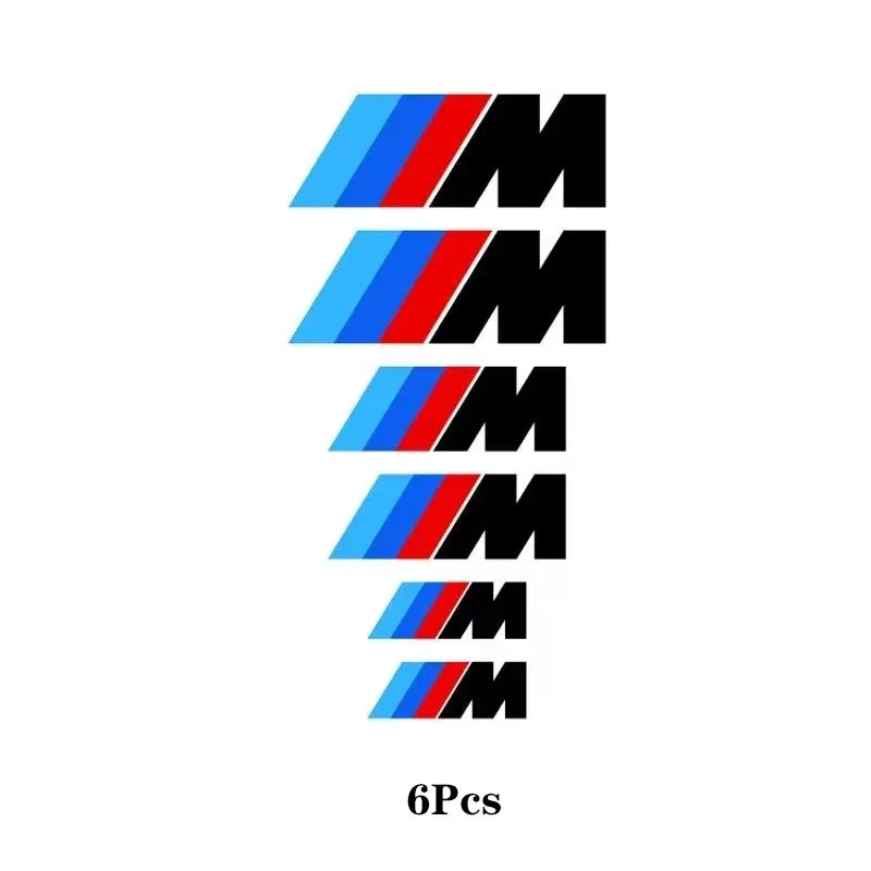 Lot de 6 stickers logo M pour étriers de frein BMW présenté sur fond noir