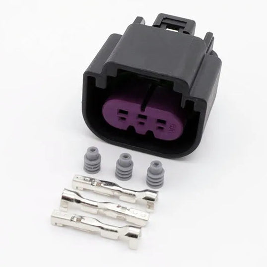 Connecteur capteur flex fuel éthanol E85 3 broches GT150 avec cosses et joints sur fond blanc