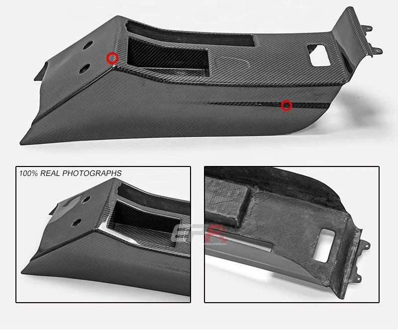 Détails des fixations et de l’arrière du contour de levier de vitesse BMW E46 M3 CSL en carbone pour console centrale