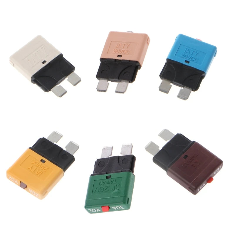 Différents fusibles standards réarmables manuels type lame 12V de 5A à 30A