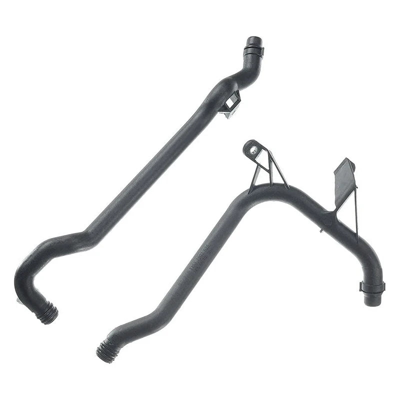 Deux tuyaux de liquide de refroidissement BMW E46 X3 E83 X5 E53 sur fond blanc
