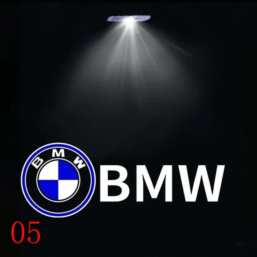 Visuel du style 05 pour projecteur LED de portière avec logo BMW projeté sur fond noir